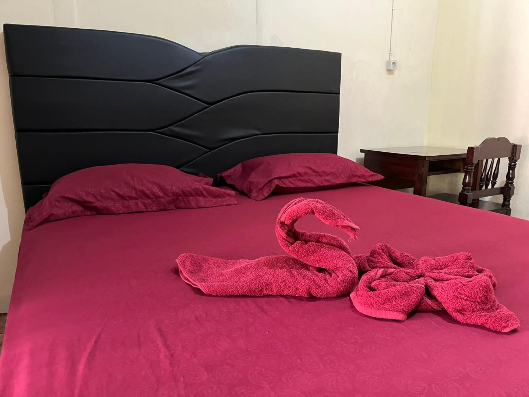 El Homestay Bunaken Eksteriør billede